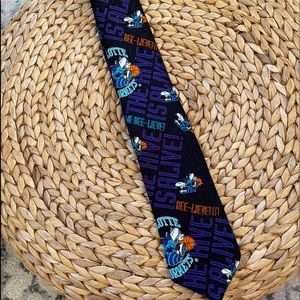 NWOT - 90s NBA Charlotte Hornets Basketball Necktie